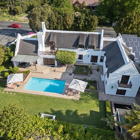 Die Rietdak - Reetdachhaus Mit Vier Schlafzimmern Ciudad del Cabo Exterior foto