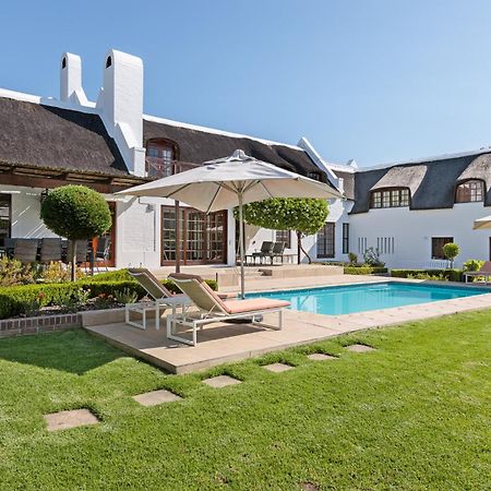 Die Rietdak - Reetdachhaus Mit Vier Schlafzimmern Ciudad del Cabo Exterior foto