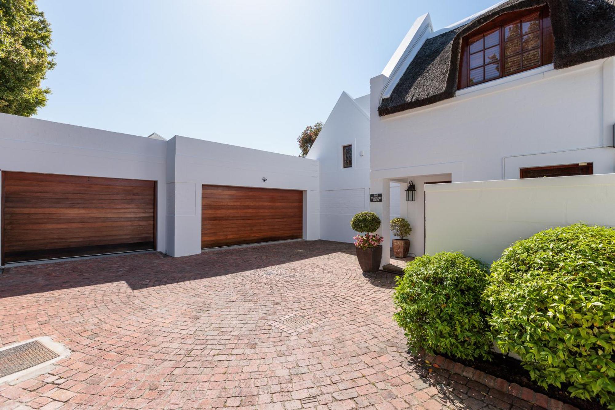 Die Rietdak - Reetdachhaus Mit Vier Schlafzimmern Ciudad del Cabo Exterior foto