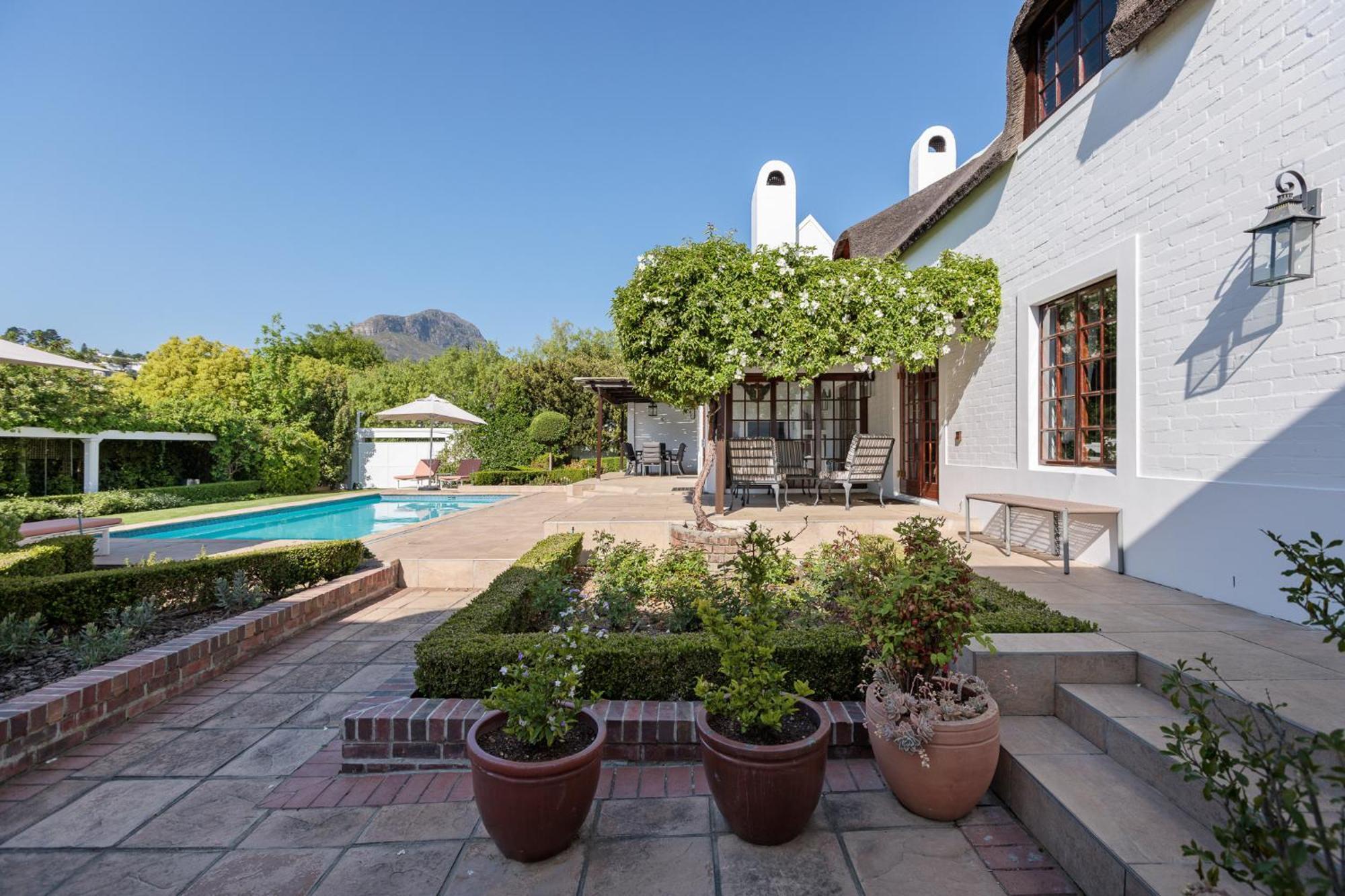 Die Rietdak - Reetdachhaus Mit Vier Schlafzimmern Ciudad del Cabo Exterior foto